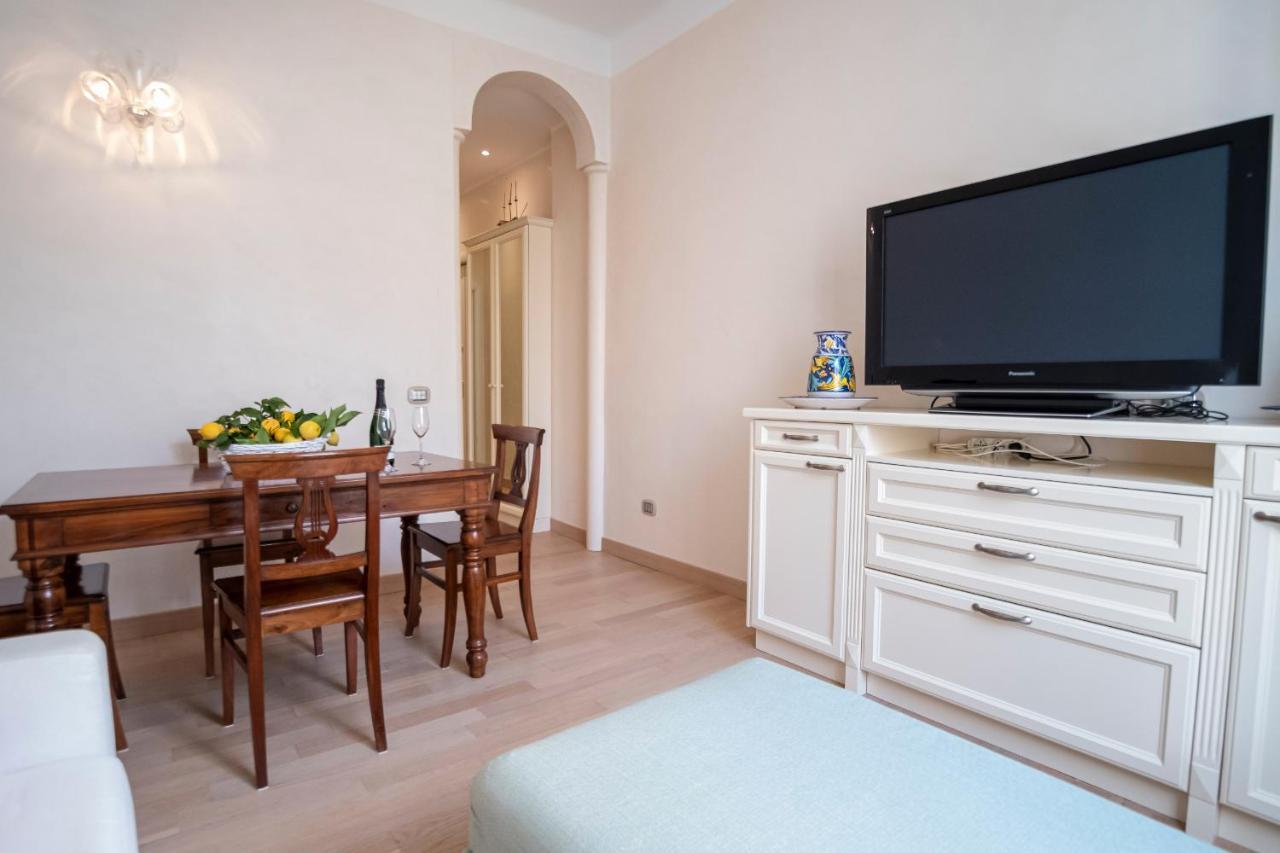 Noliday Suite Riviera Luxury Sea Flat Zewnętrze zdjęcie