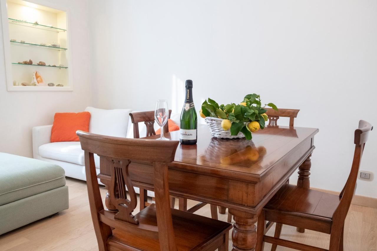 Noliday Suite Riviera Luxury Sea Flat Zewnętrze zdjęcie